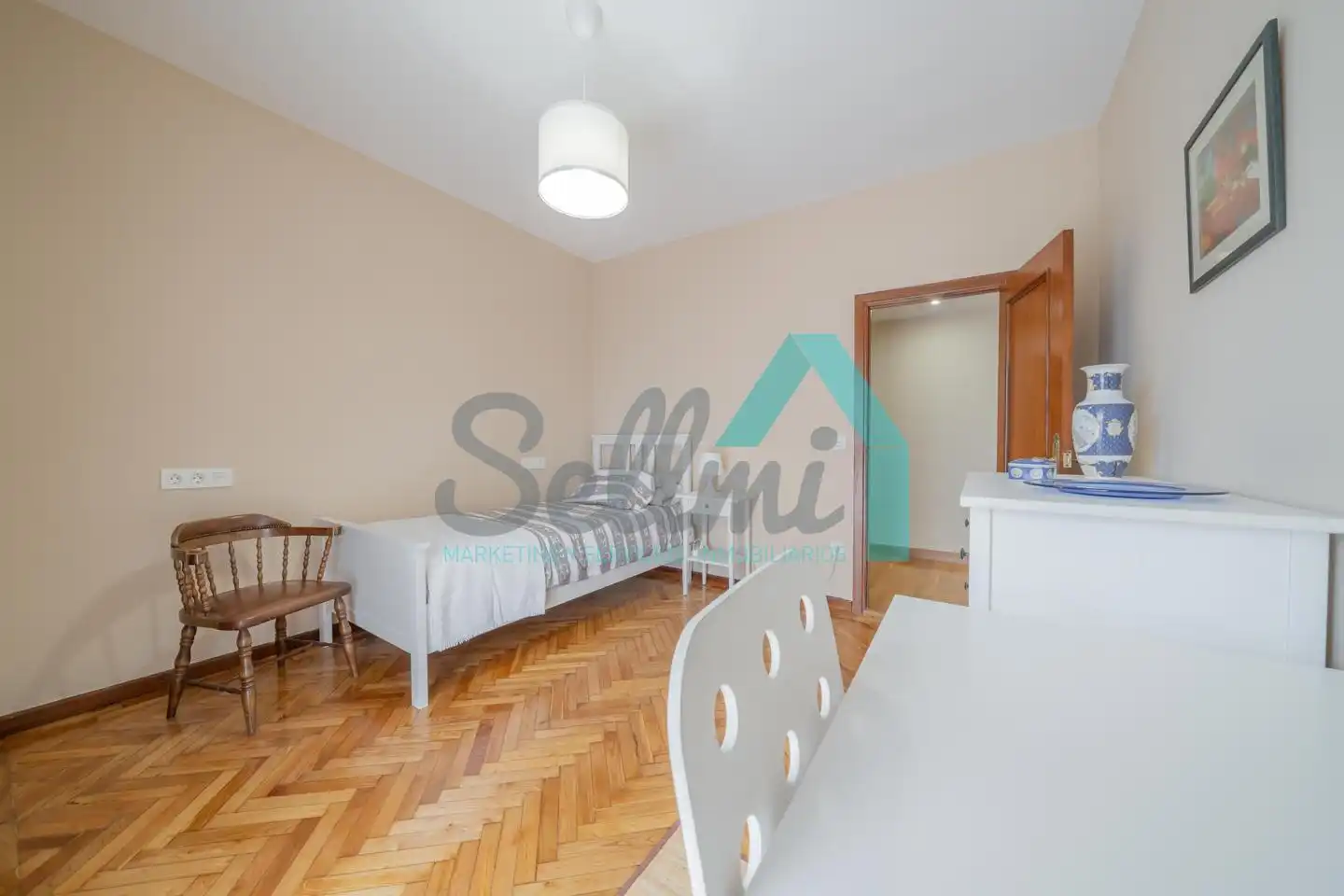 Bedroom of Flat for rent in Oviedo   with Heating, Parquet flooring and Terrace