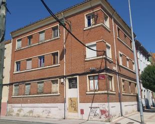 Exterior view of Building for sale in León Capital 