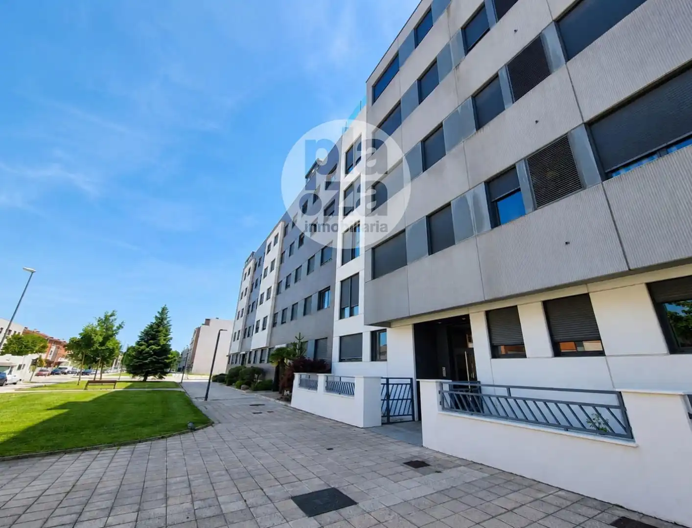 Exterior view of Flat for sale in Burgos  with Heating, Terrace and Storage room