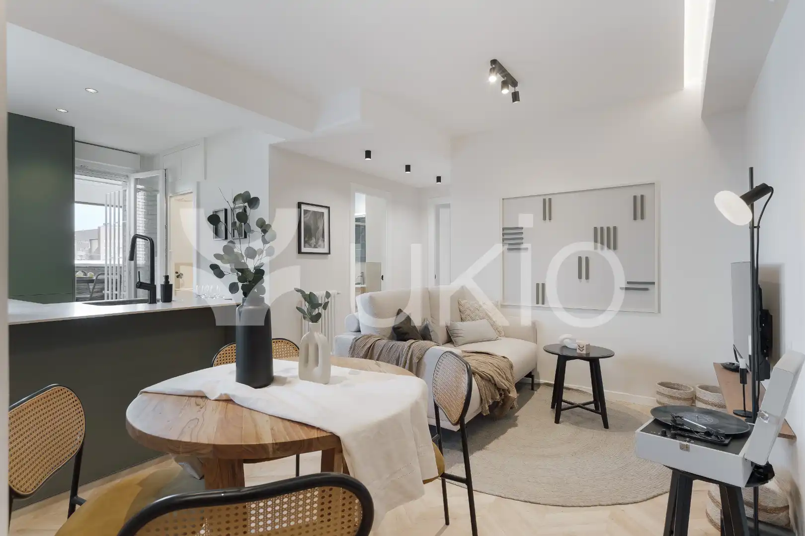 Sala d'estar de Apartament de lloguer en Madrid amb Aire condicionat, Calefacció i Moblat