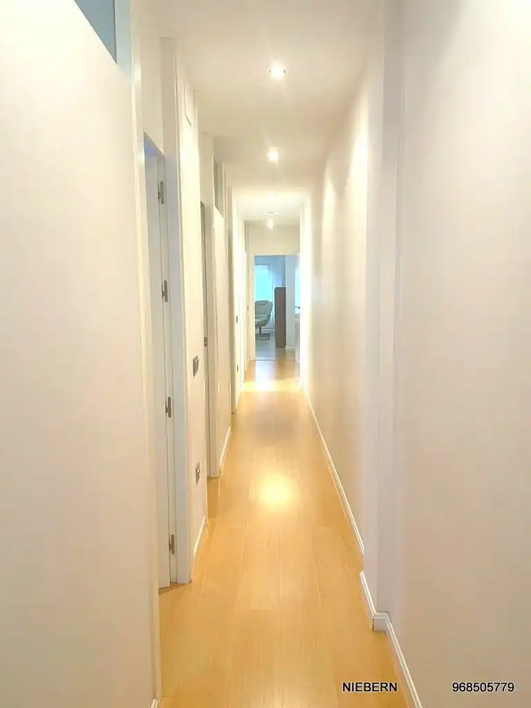 Piso de alquiler en Cartagena con Aire acondicionado, Parquet y Amueblado
