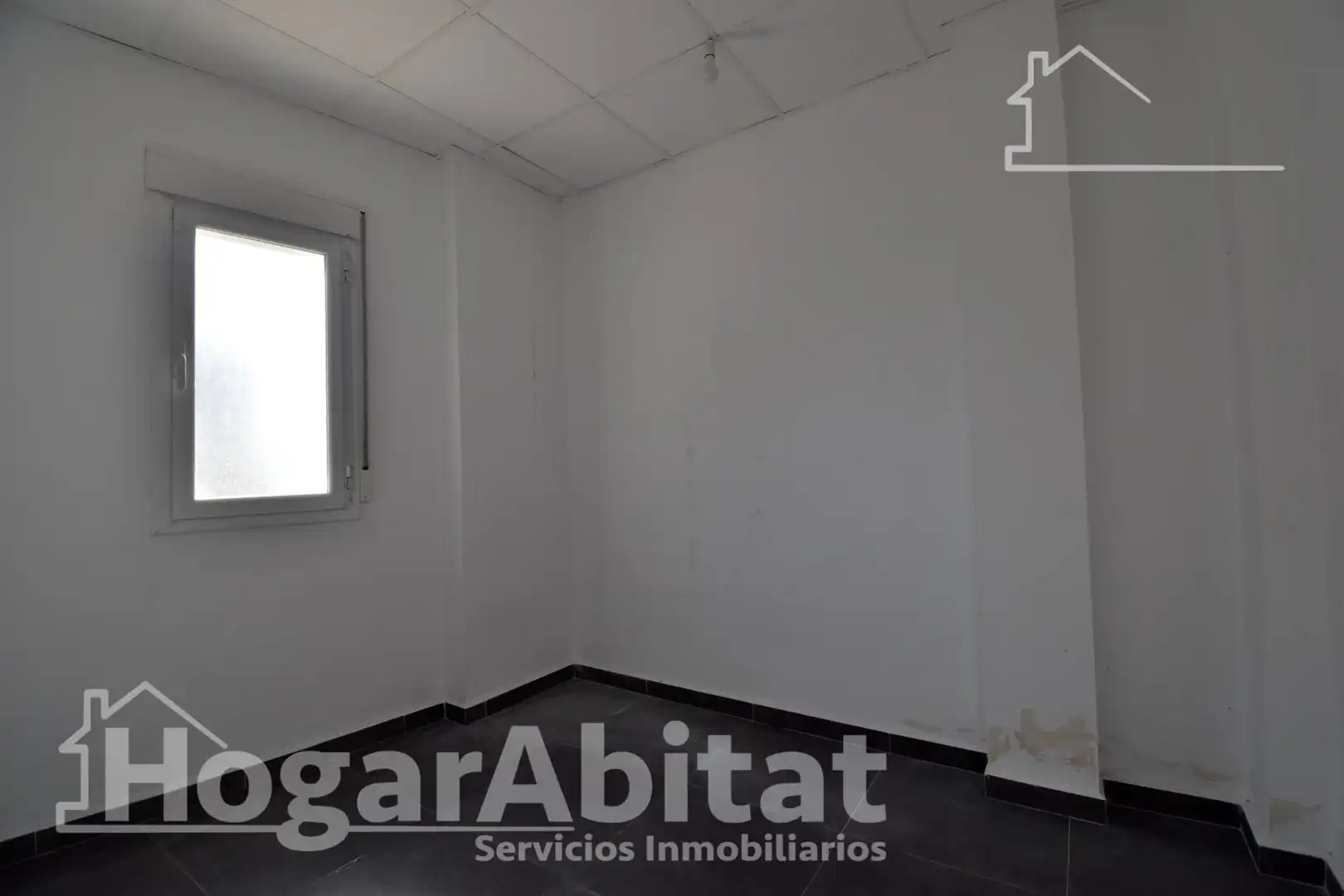 Dormitori de Casa adosada en venda en Guardamar de la Safor amb Terrassa, Traster i Balcó