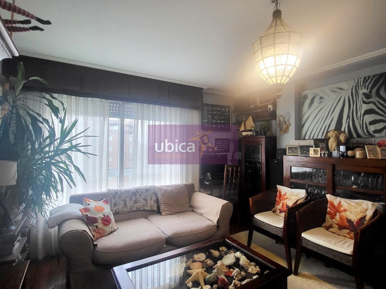 Living room of Flat for sale in Vigo   with Heating, Parquet flooring and Storage room