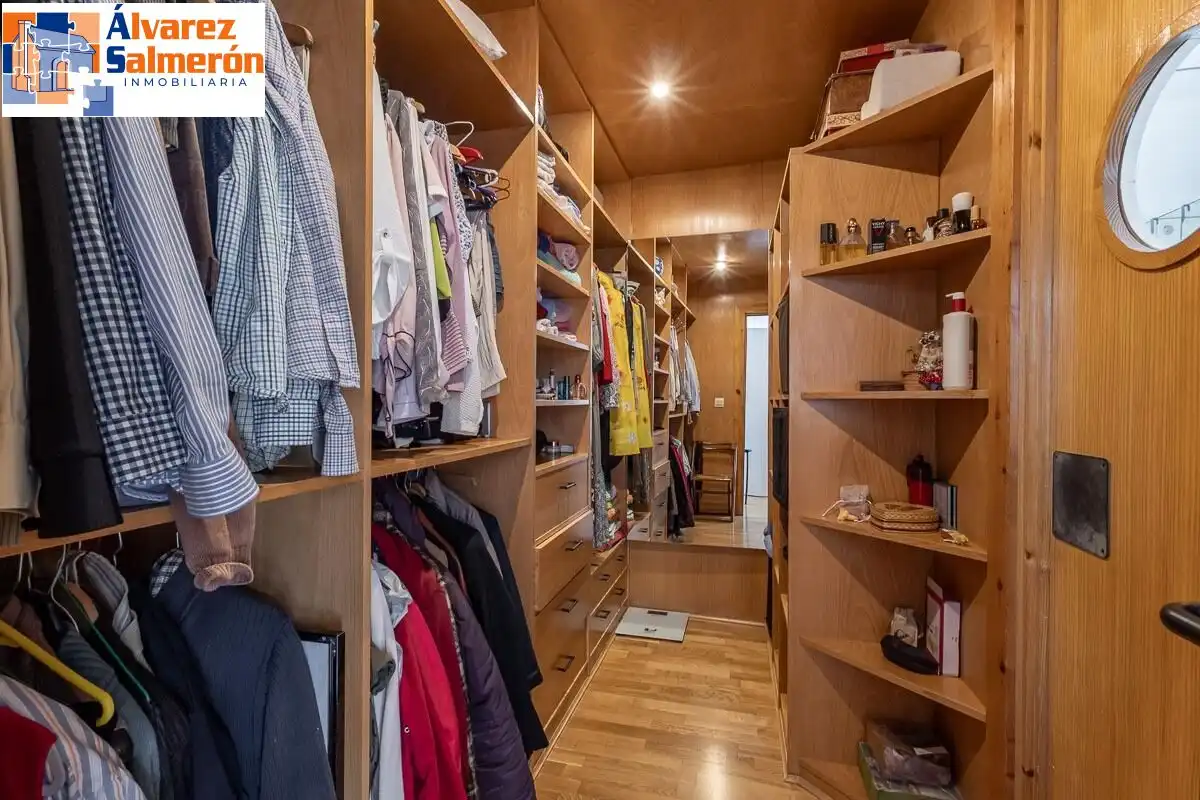 Bedroom of Houses for sale in Granada  with Air Conditioner, Terrace and Storage room