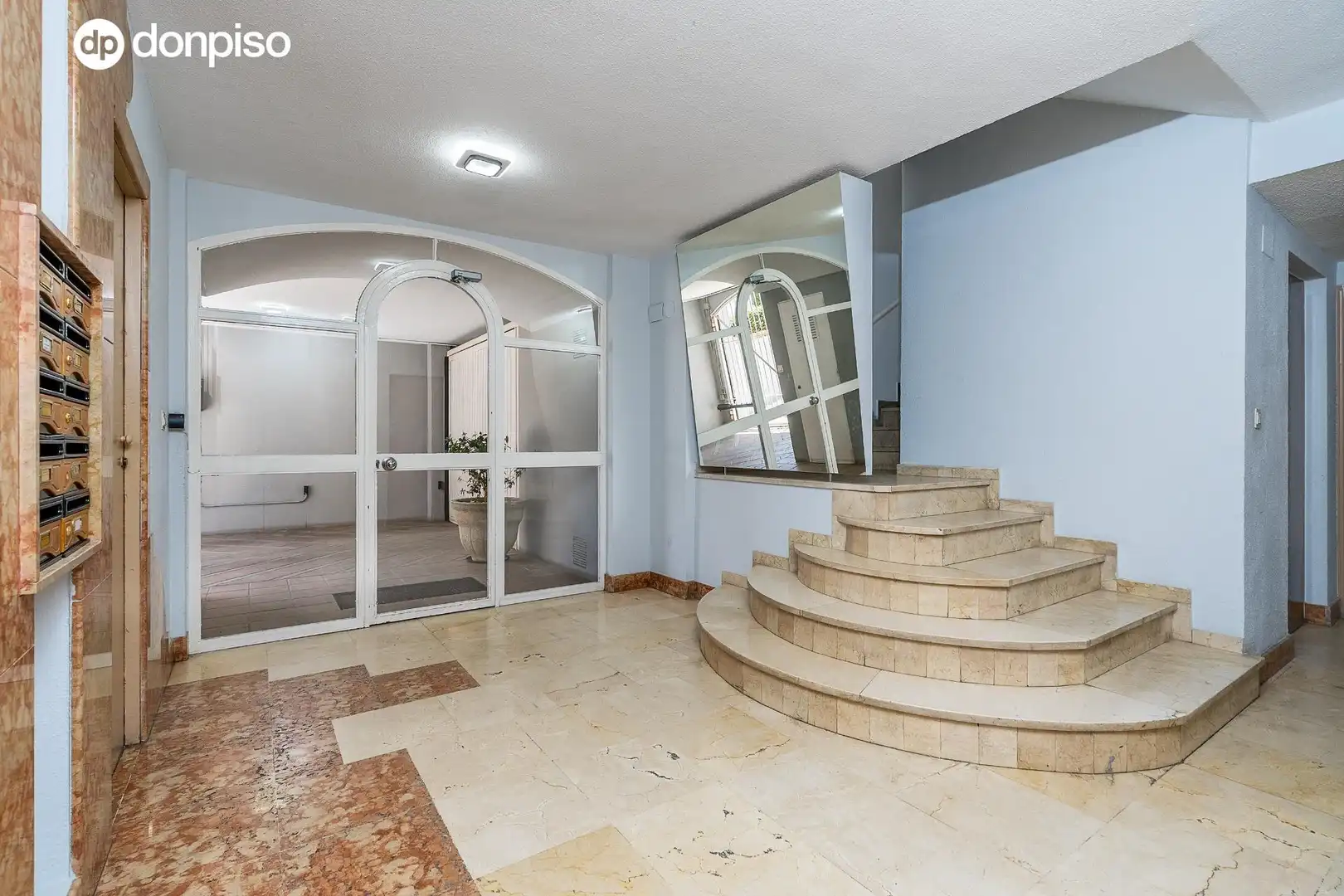 Piso en venta en Granada con Aire acondicionado, Calefacción y Terraza