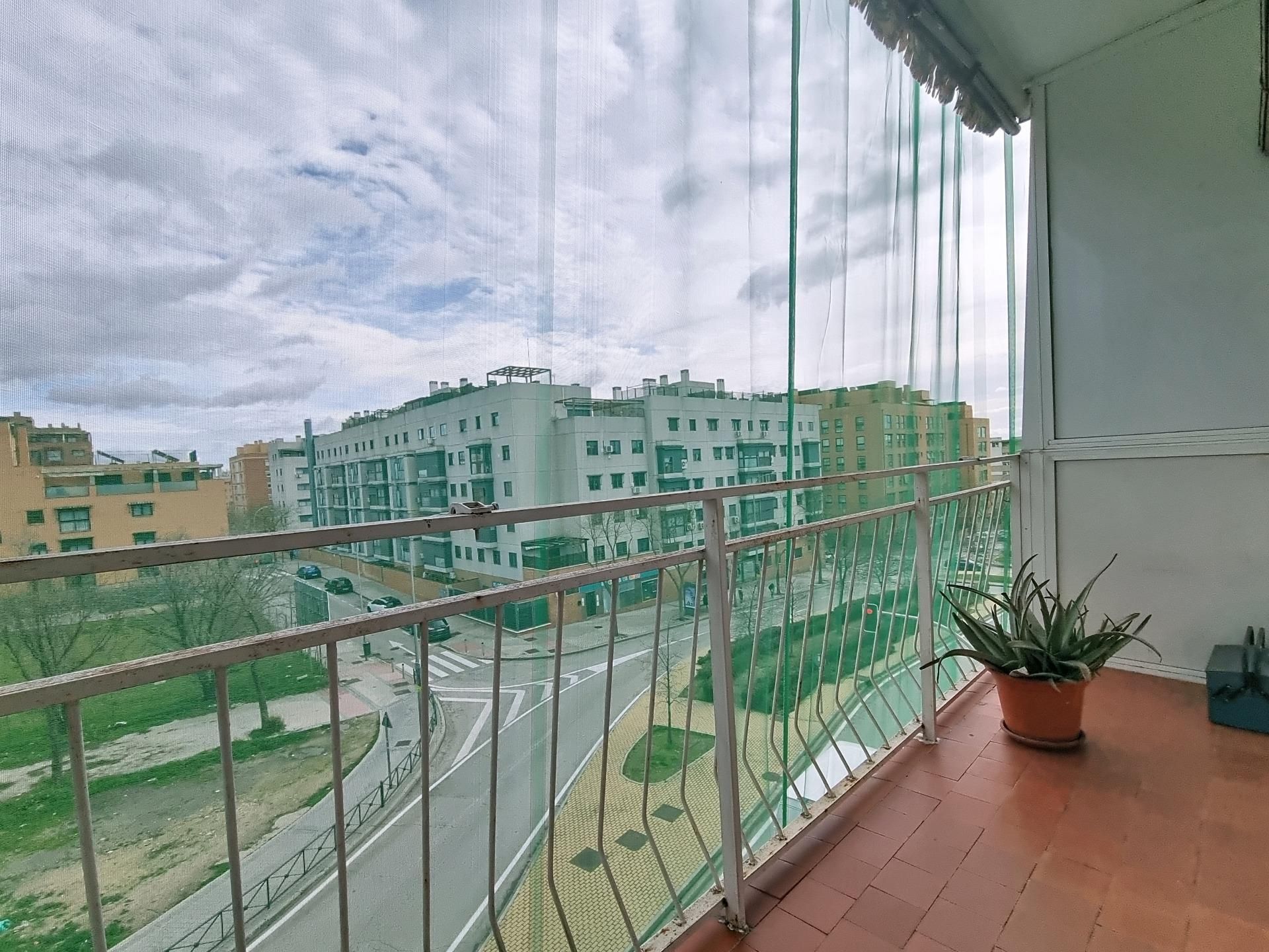 Terraza de Piso en venta en  Madrid Capital con Aire acondicionado, Calefacción y Terraza