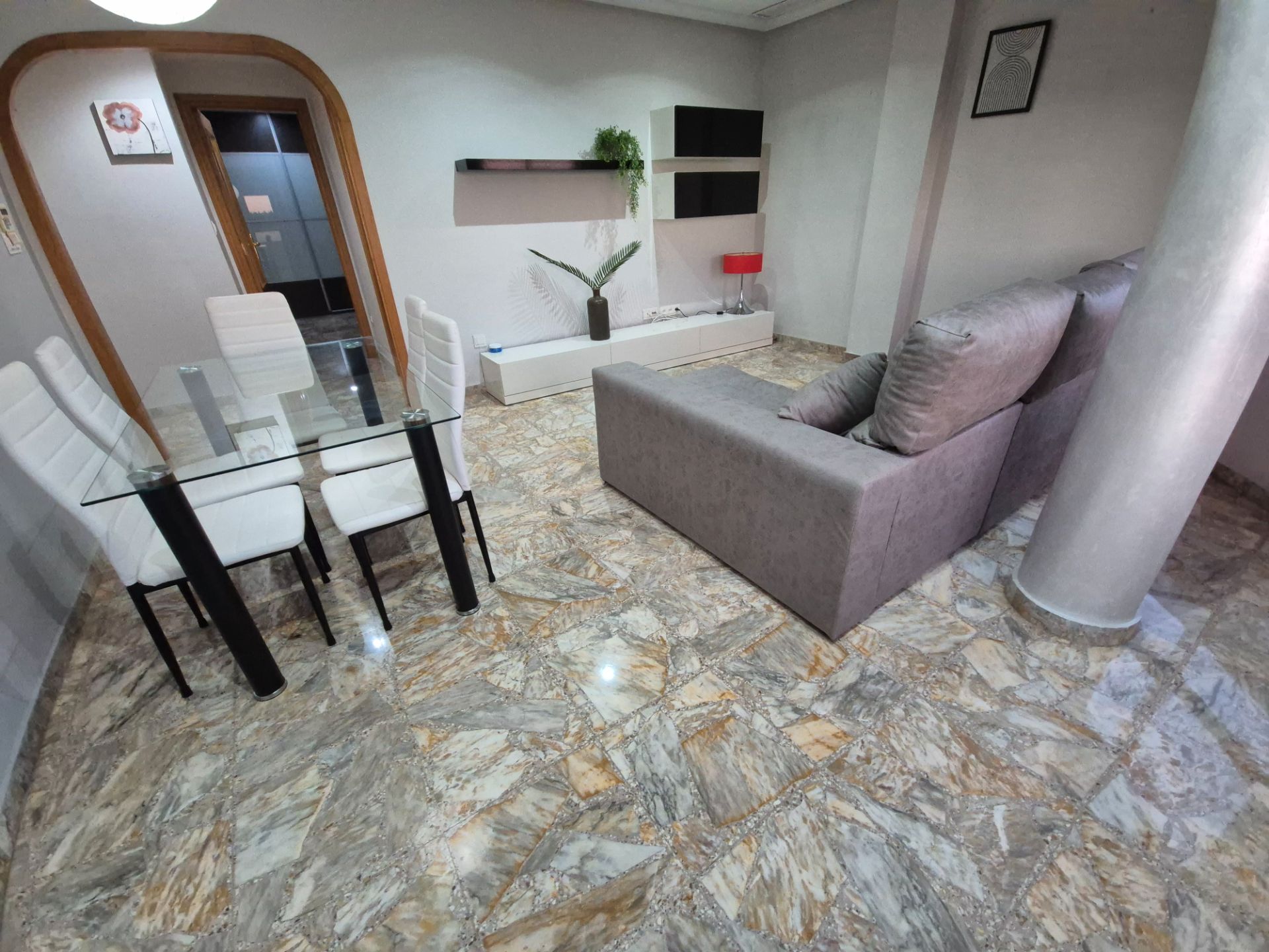 Sala d'estar de Pis de lloguer en Elche / Elx amb Moblat, Forn i Rentadora