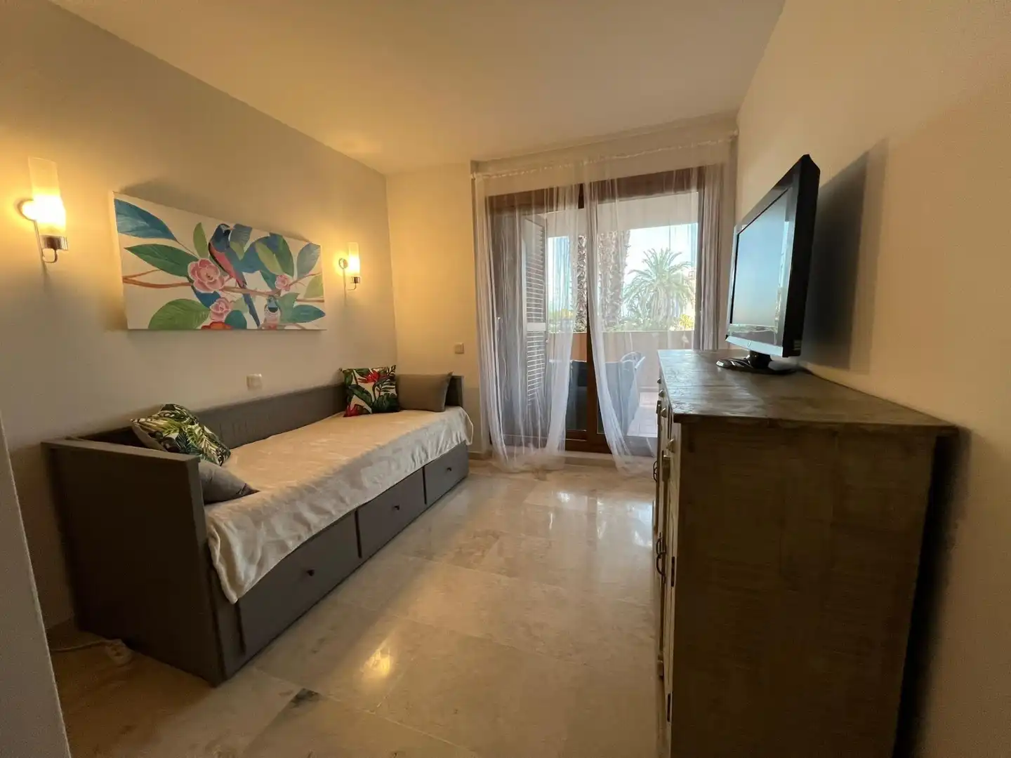 Dormitori de Pis en venda en Torrevieja amb Calefacció, Terrassa i Moblat