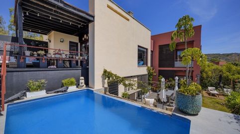 Elegant Villa with Private Garden and Pool and Beautiful Nature Views in Parque Botánico, Benahavis