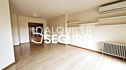 Foto 4 de Pis de lloguer a Sector Islas, Estación - Centro, Madrid