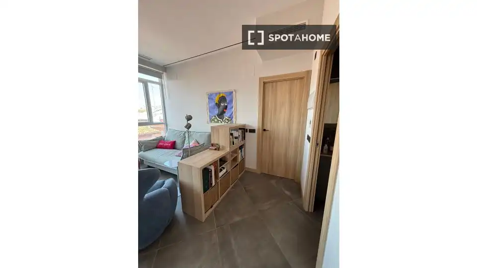 Habitación de Apartamento para compartir en Madrid con Aire acondicionado, Calefacción y Terraza