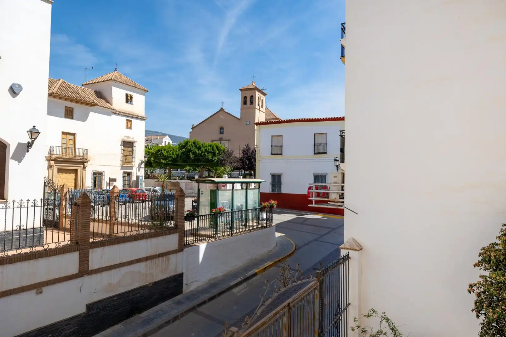Außenansicht von Haus oder Chalet zum Verkauf in Ugíjar mit Heizung, Privatgarten und Terrasse