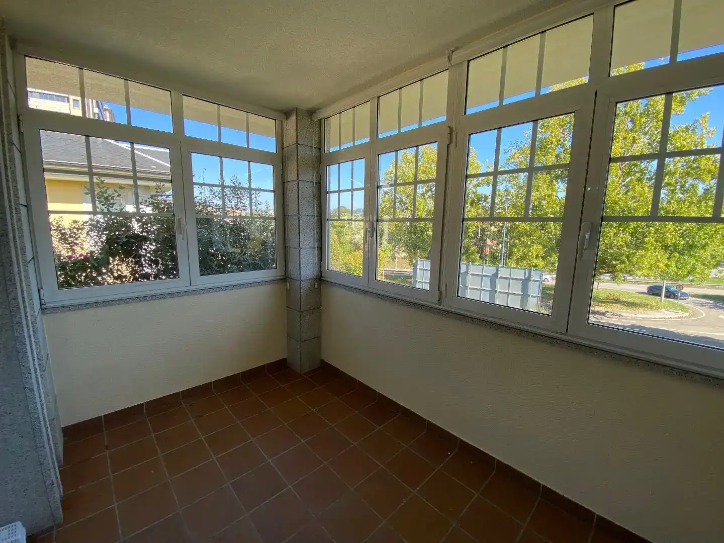 Terrassa de Casa o xalet en venda en Vigo  amb Piscina i Balcó