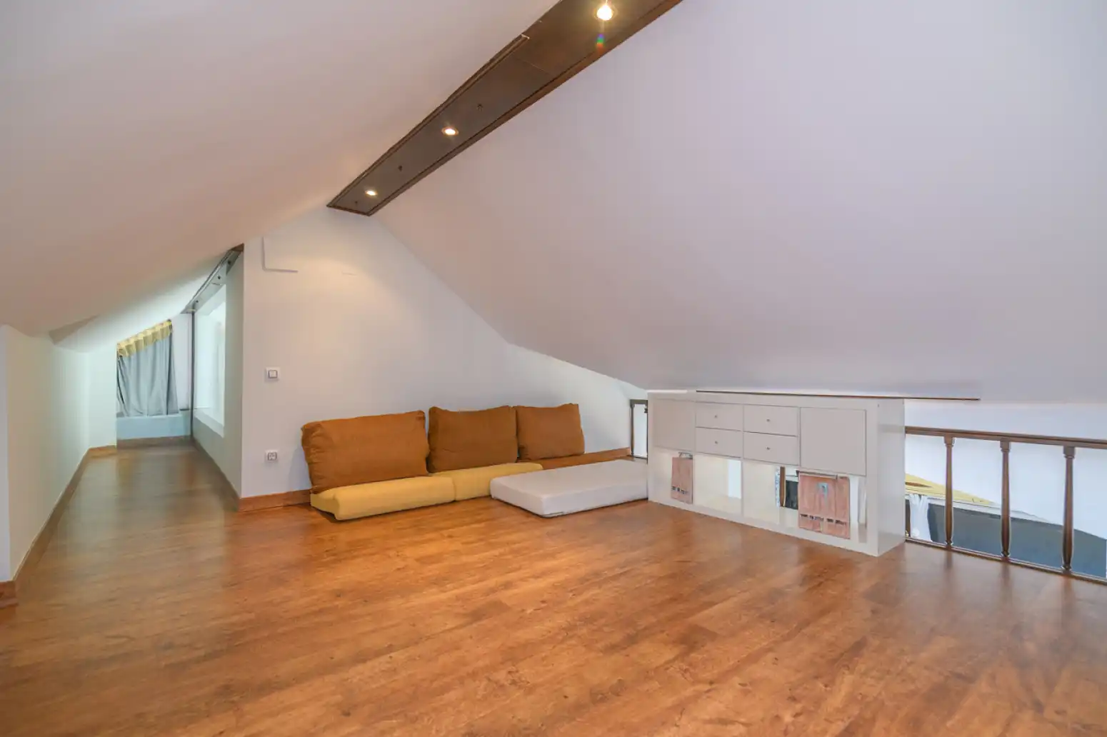 Casa o chalet de alquiler en Viladecans con Terraza, Piscina y Balcón