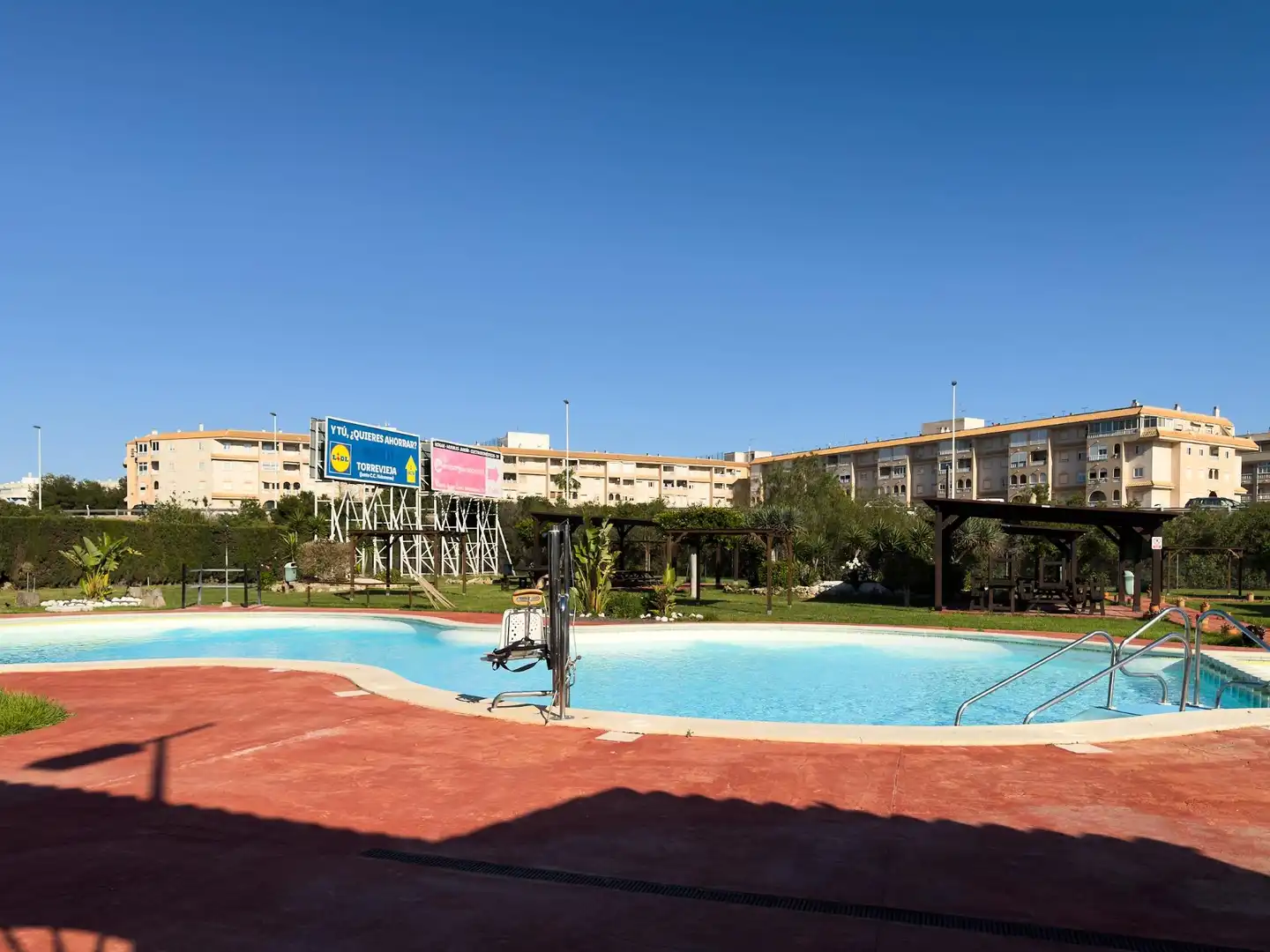 Swimming pool of Houses for sale in Torrevieja  with Terrace, Furnished and Community pool