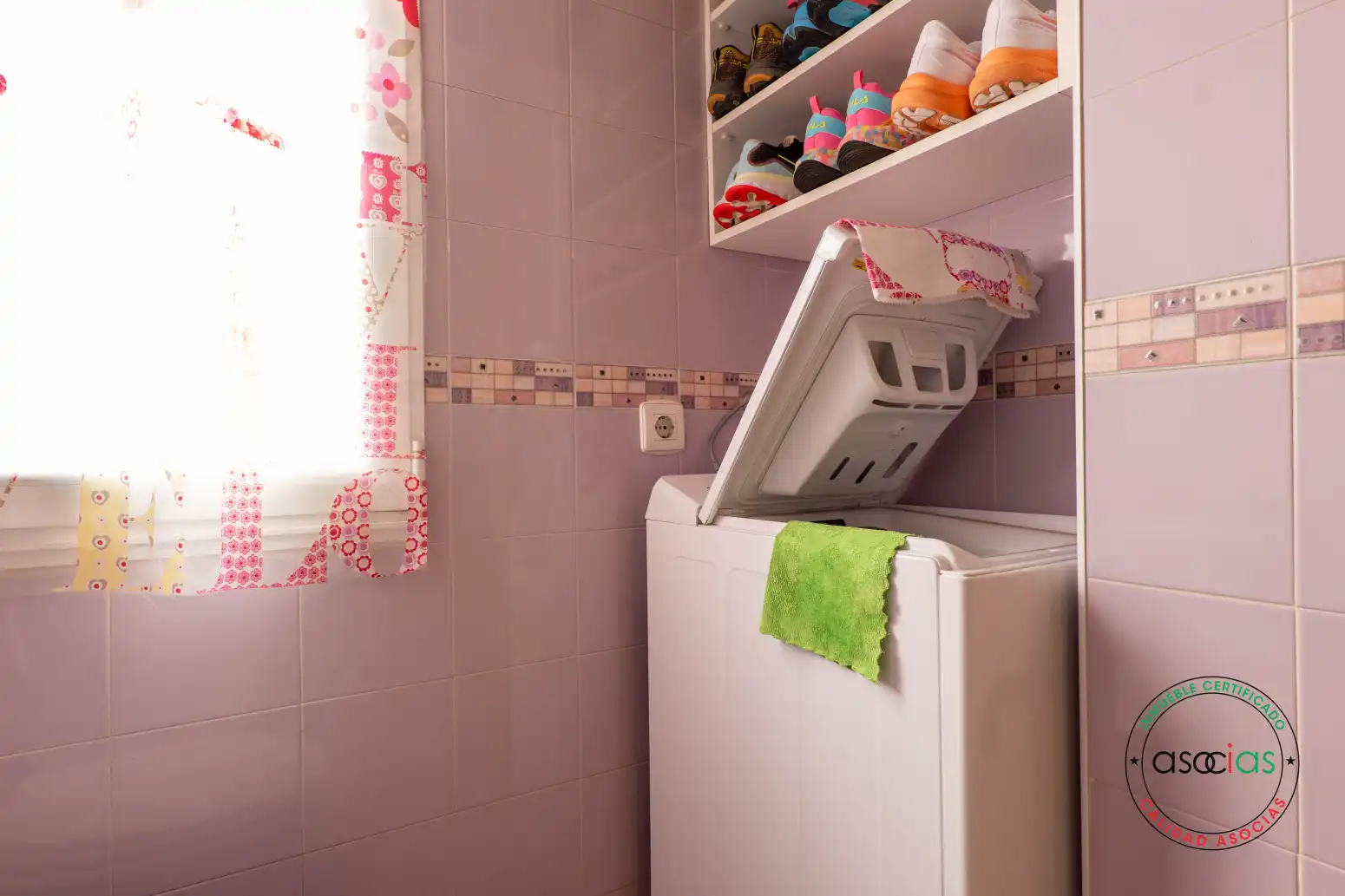 Baño de Piso en venta en Gijón  con Calefacción y Parquet