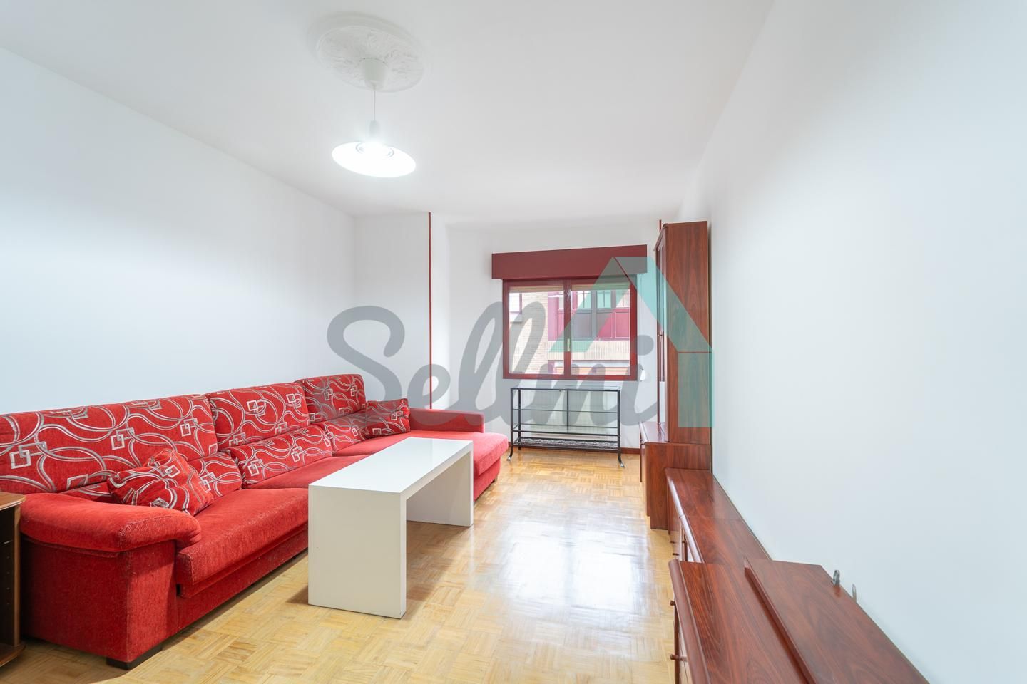Living room of Flat for sale in Oviedo   with Heating, Parquet flooring and Terrace