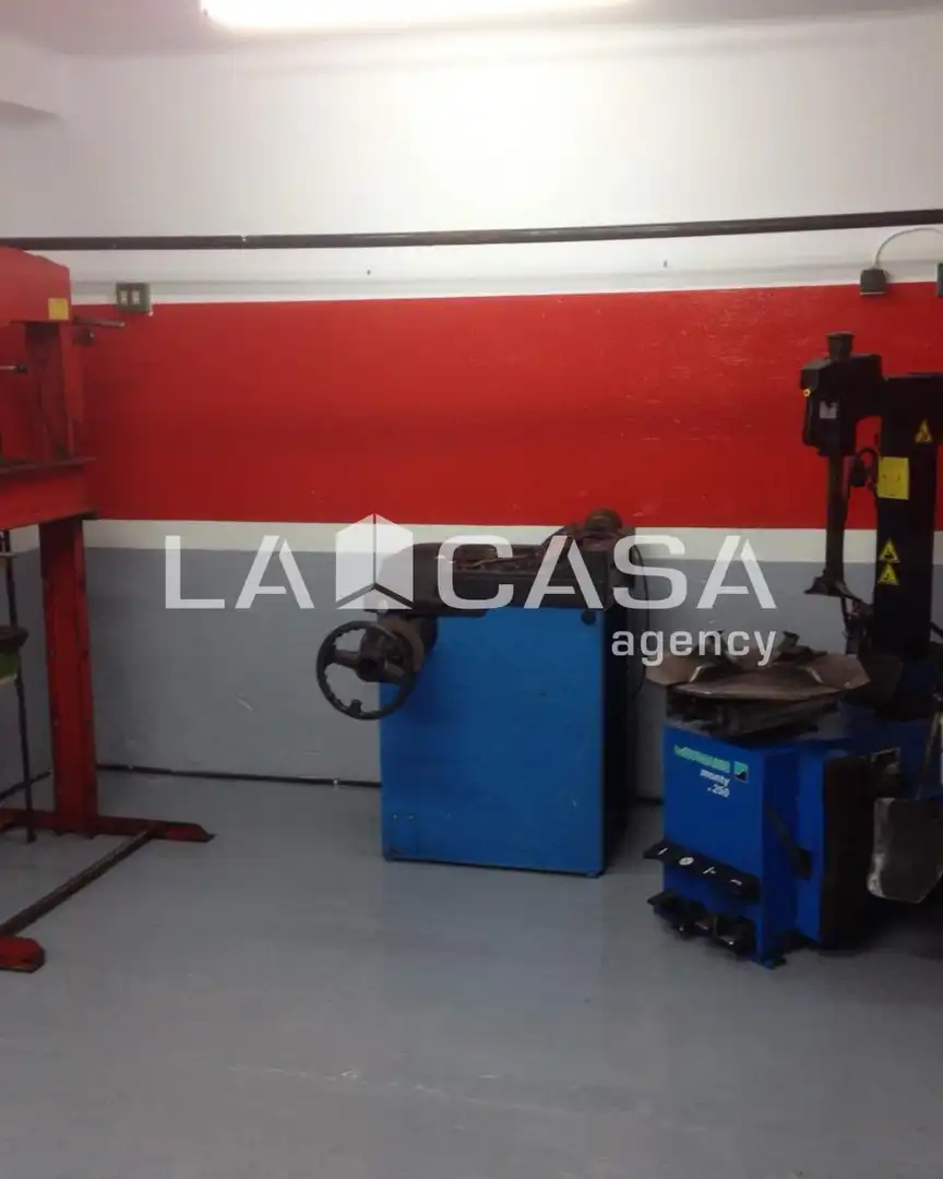 Business premises for sale in Macarena, imagen 19