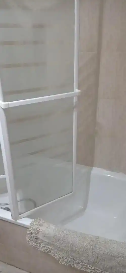 Baño de Piso para compartir en Madrid con Parquet, Amueblado y Horno