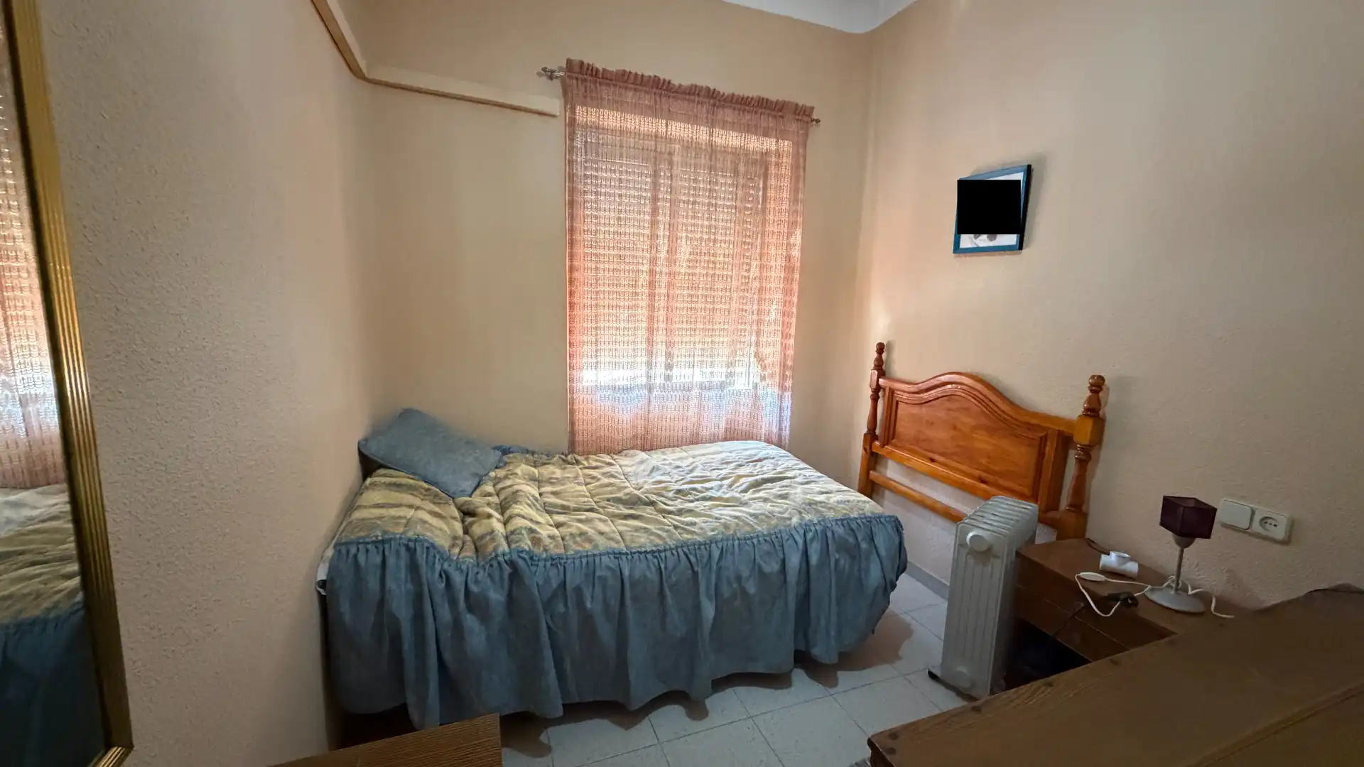 Dormitori de Casa o xalet en venda en Úbeda amb Aire condicionat, Terrassa i Traster