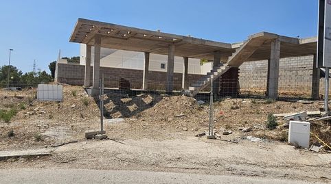 PARCELA URBANA CON ESTRUCTURA