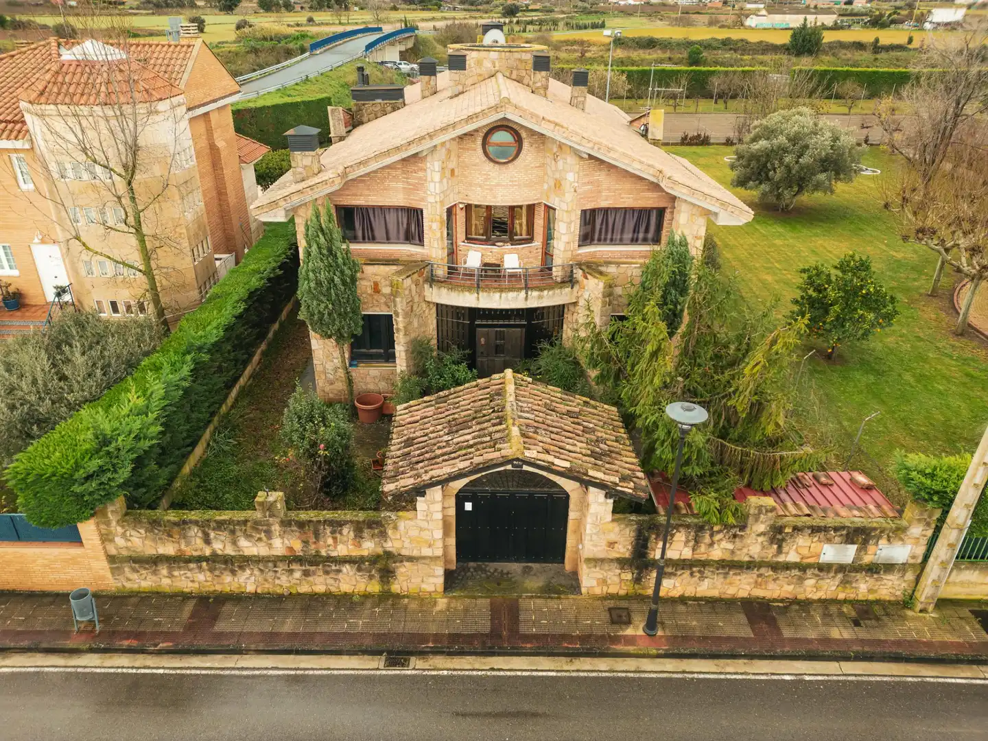 Exterior view of Houses for sale in Lardero  with Air Conditioner, Heating and Private garden