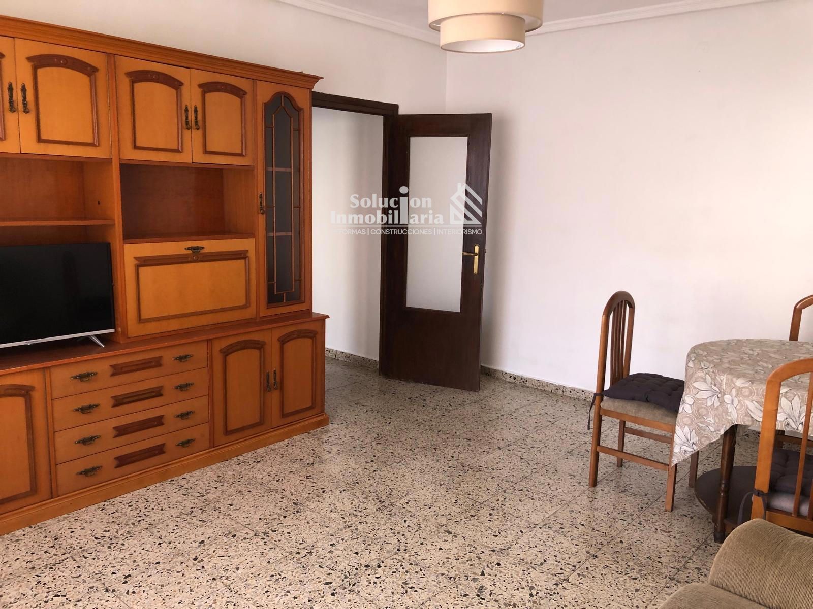 Sala d'estar de Pis de lloguer en Salamanca Capital amb Calefacció i Moblat