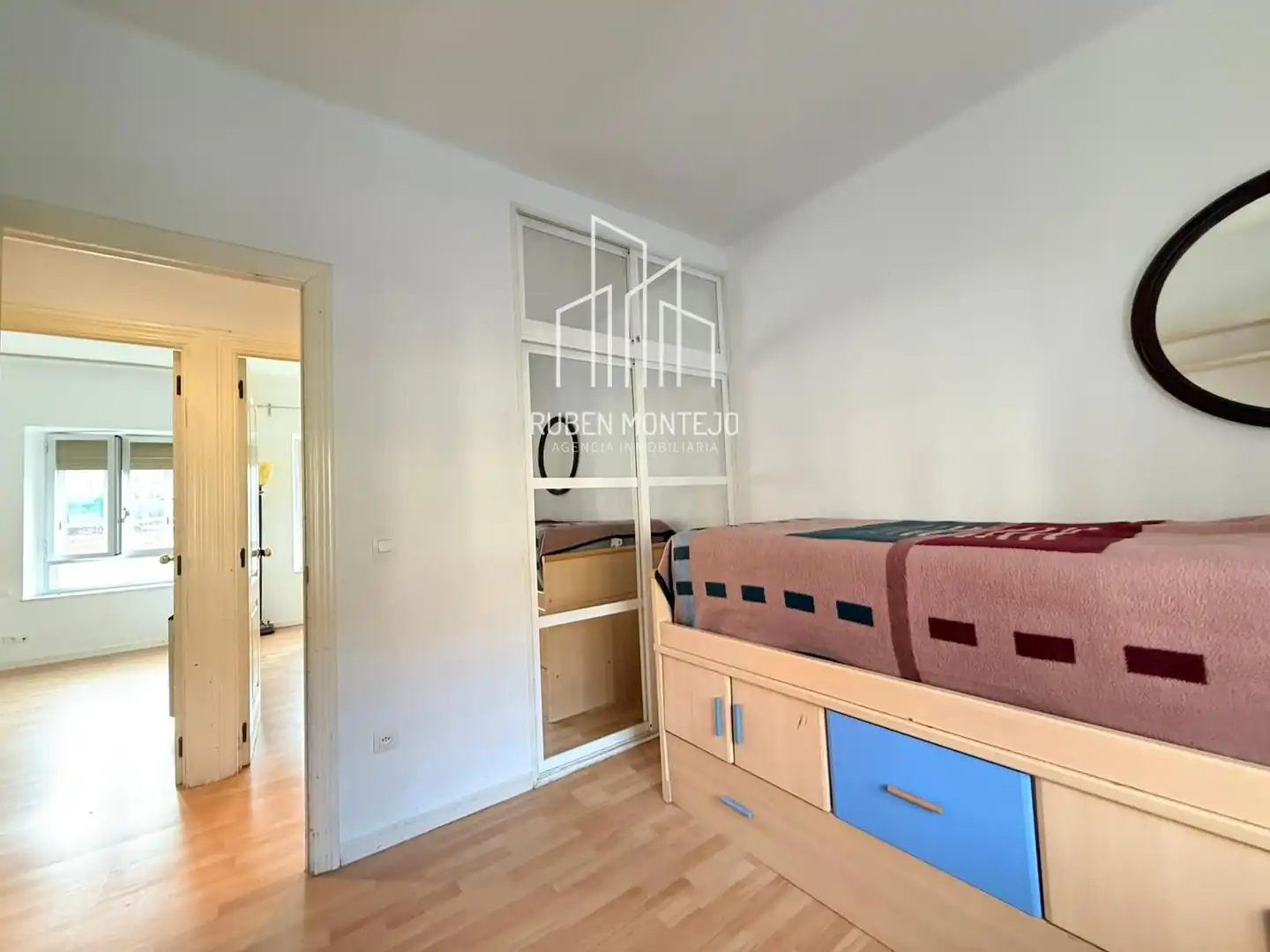 Bedroom of Flat for sale in Salamanca  with Heating, Oven and Washing machine