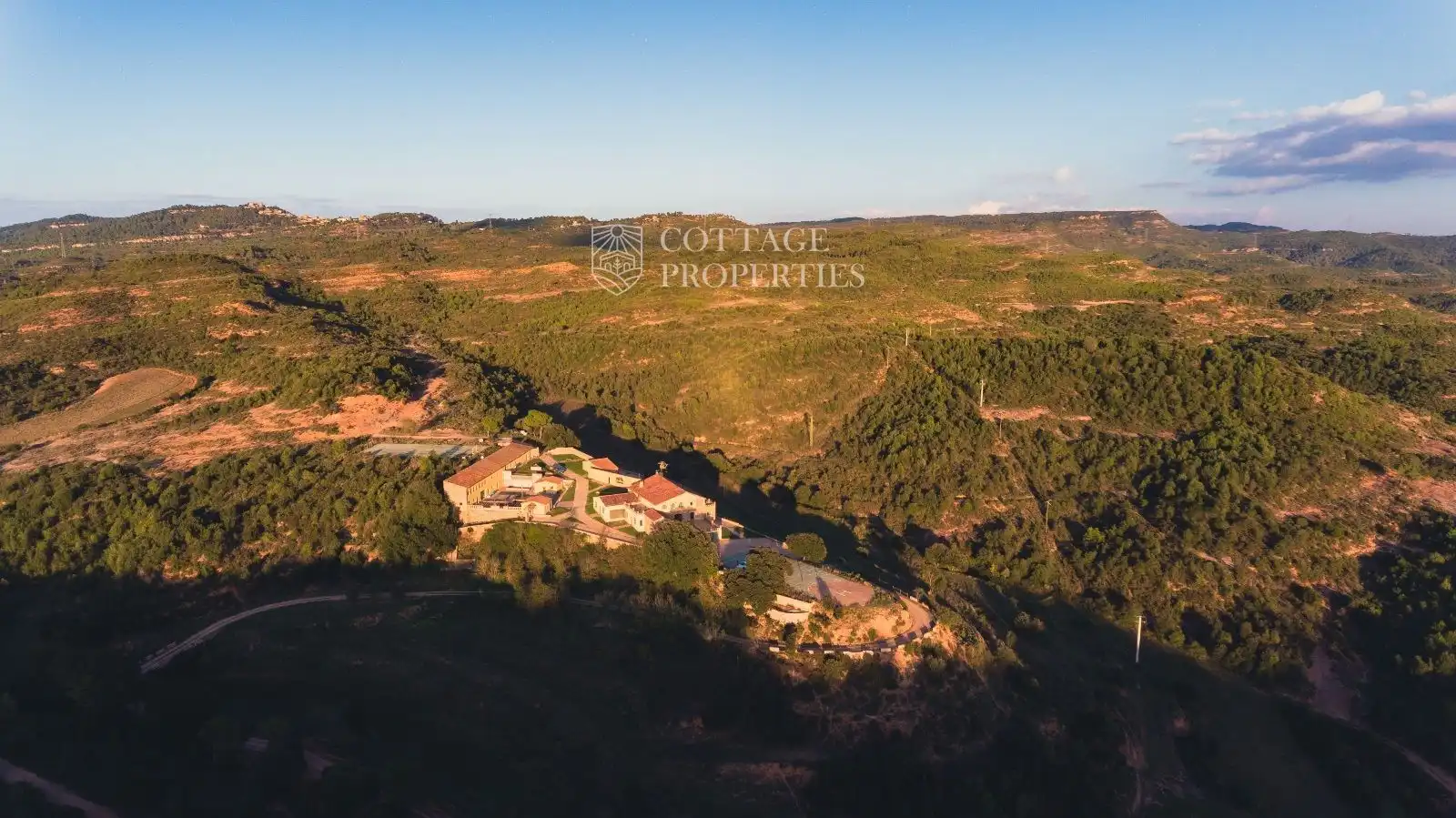 Finca rústica en venda en Sant Llorenç Savall amb Calefacció i Piscina