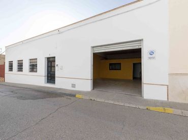 Local comercial en venta en Calle Alcalde Juan Pérez Mendoza 85
