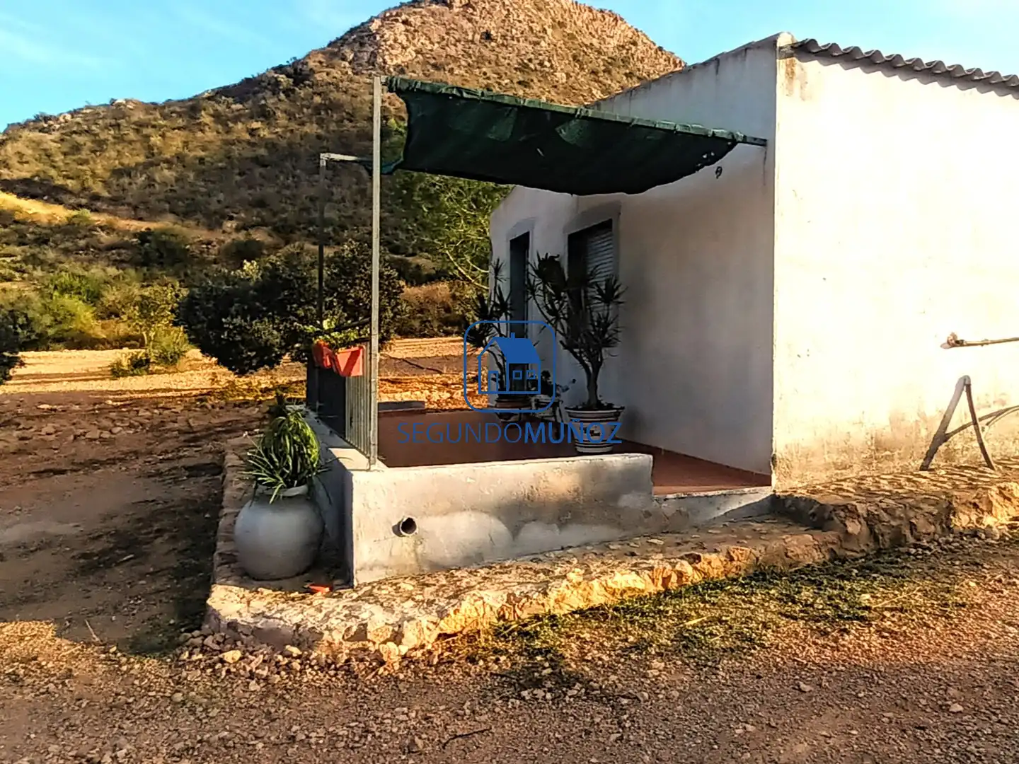 Außenansicht von Country house zum Verkauf in Mazarrón mit Terrasse