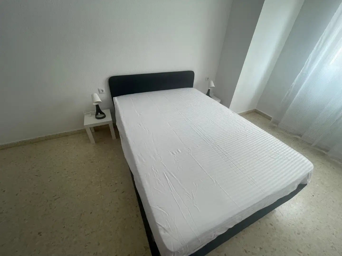 Bedroom of Flat for rent in Almendralejo  with Air Conditioner, Furnished and Oven