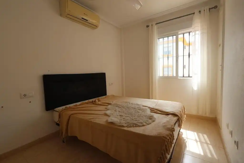 Maison mitoyenne avec piscine à louer à Calle ESTRAGON, imagen 11