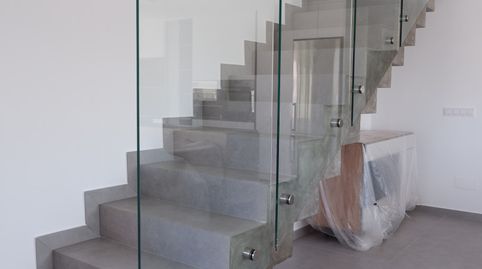 Villa de 3 dormitorios y 3 baños con piscina y jardín en Benijofar, imagen 3