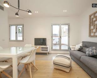 Living room of Apartment to share in  Barcelona Capital  with Air Conditioner and Terrace