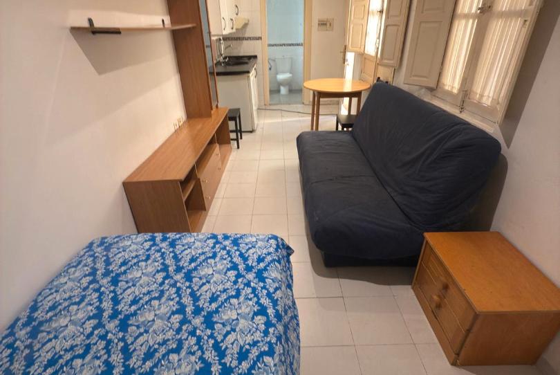 Foto 1 de Estudio de alquiler en Calle San Isidro, Fígares, Granada