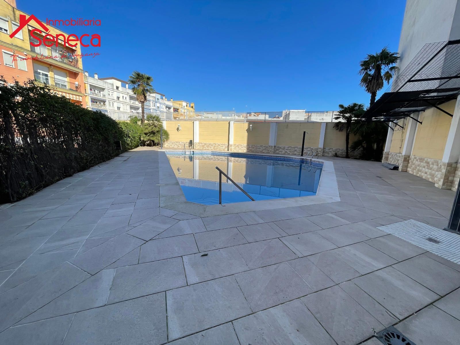 Swimming pool of Flat for sale in  Córdoba Capital  with Air Conditioner, Heating and Terrace