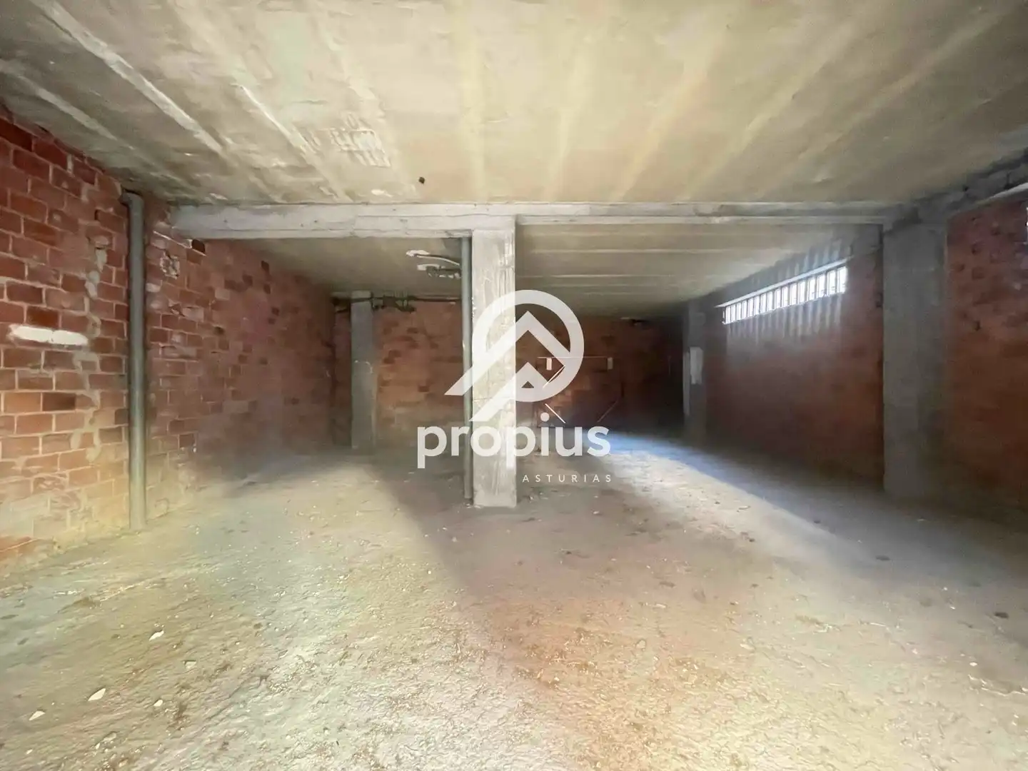 Commercial properties for rent in Llanera