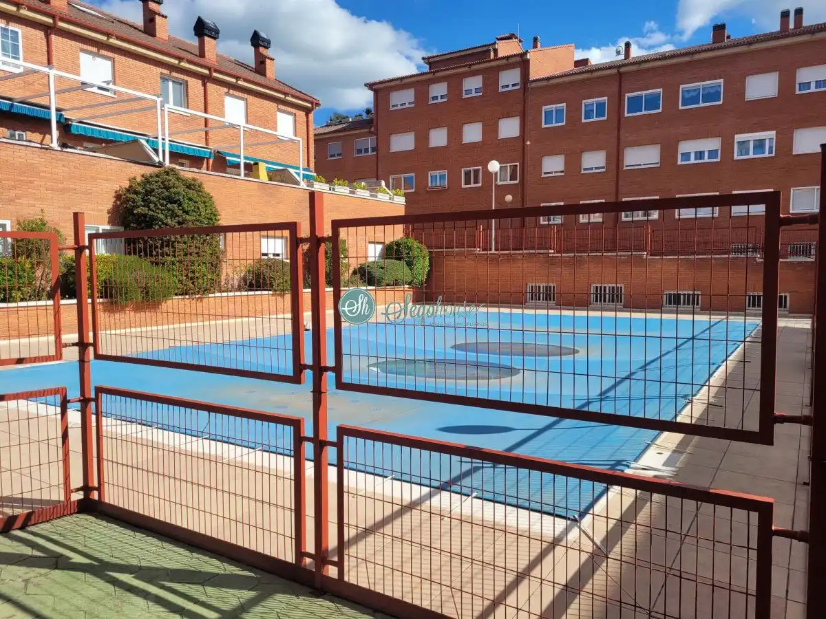 Swimming pool of Apartments for sale in Segovia  with Heating, Parquet flooring and Terrace