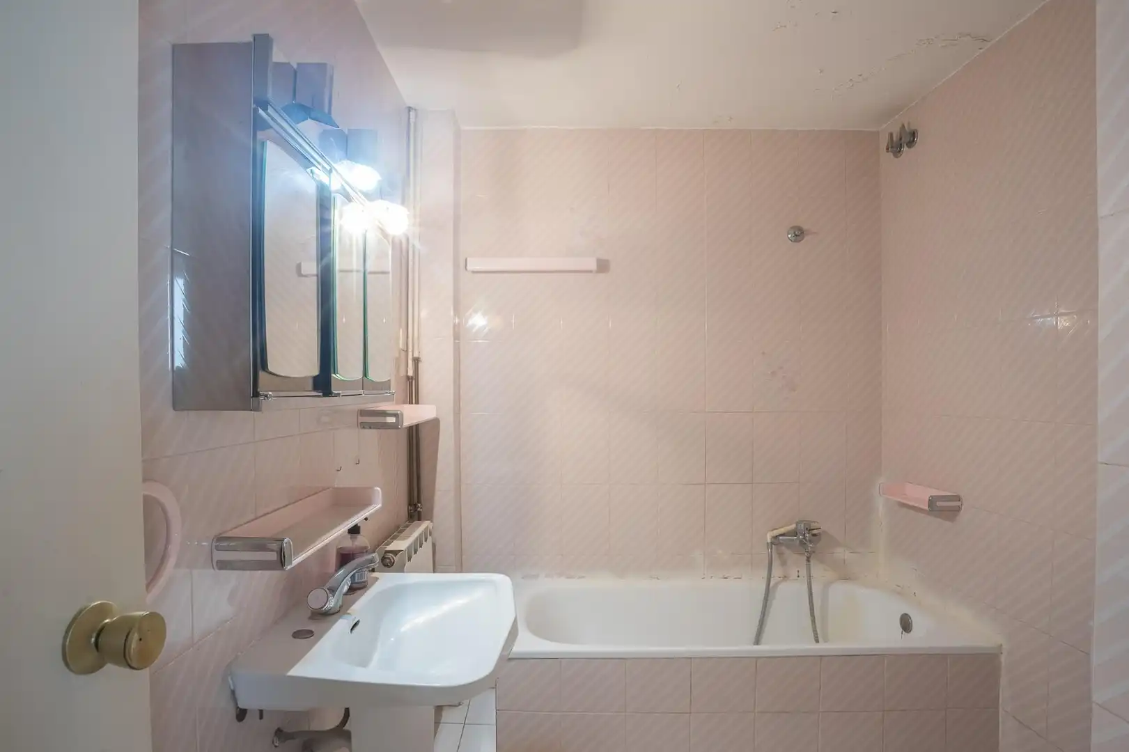 Baño de Piso en venta en Barcelona con Calefacción, Parquet y Terraza