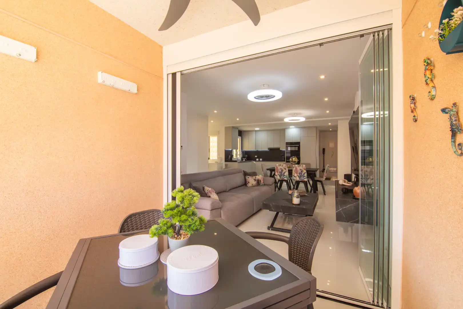 Terrassa de Apartament en venda en Santa Pola amb Aire condicionat, Moblat i Balcó