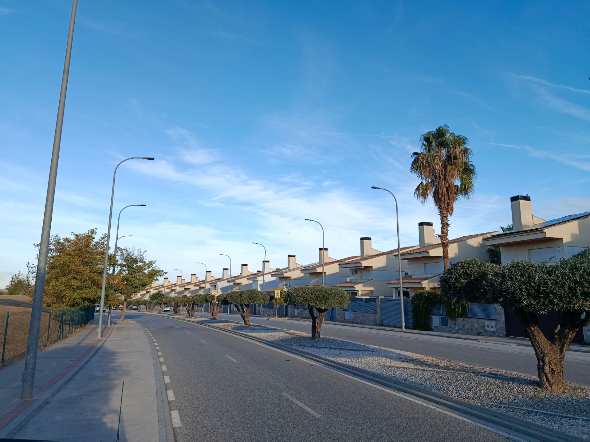 Vista exterior de Casa o xalet de lloguer en Villa de Otura amb Aire condicionat, Calefacció i Jardí privat