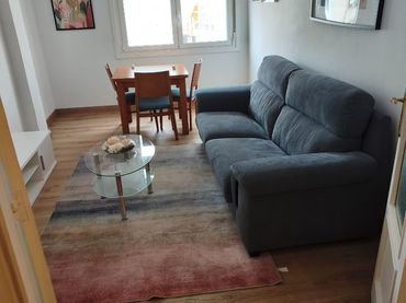 Flat with lift to rent in Avenida da Habana