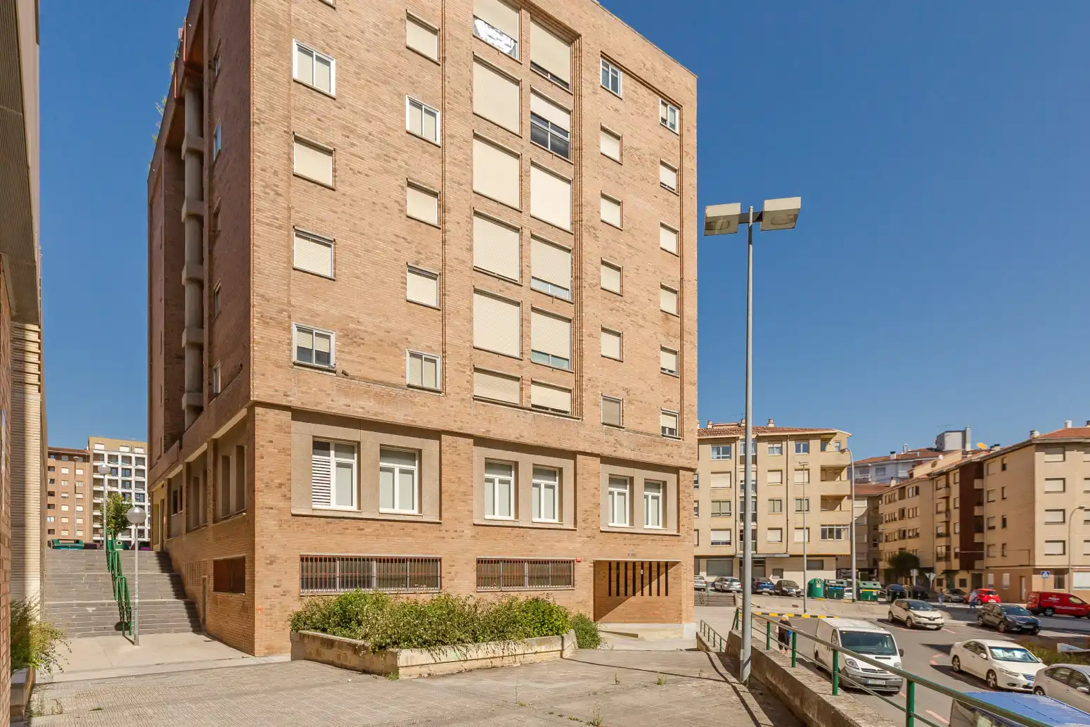 Vista exterior de Pis en venda en  Pamplona / Iruña amb Calefacció, Terrassa i Traster
