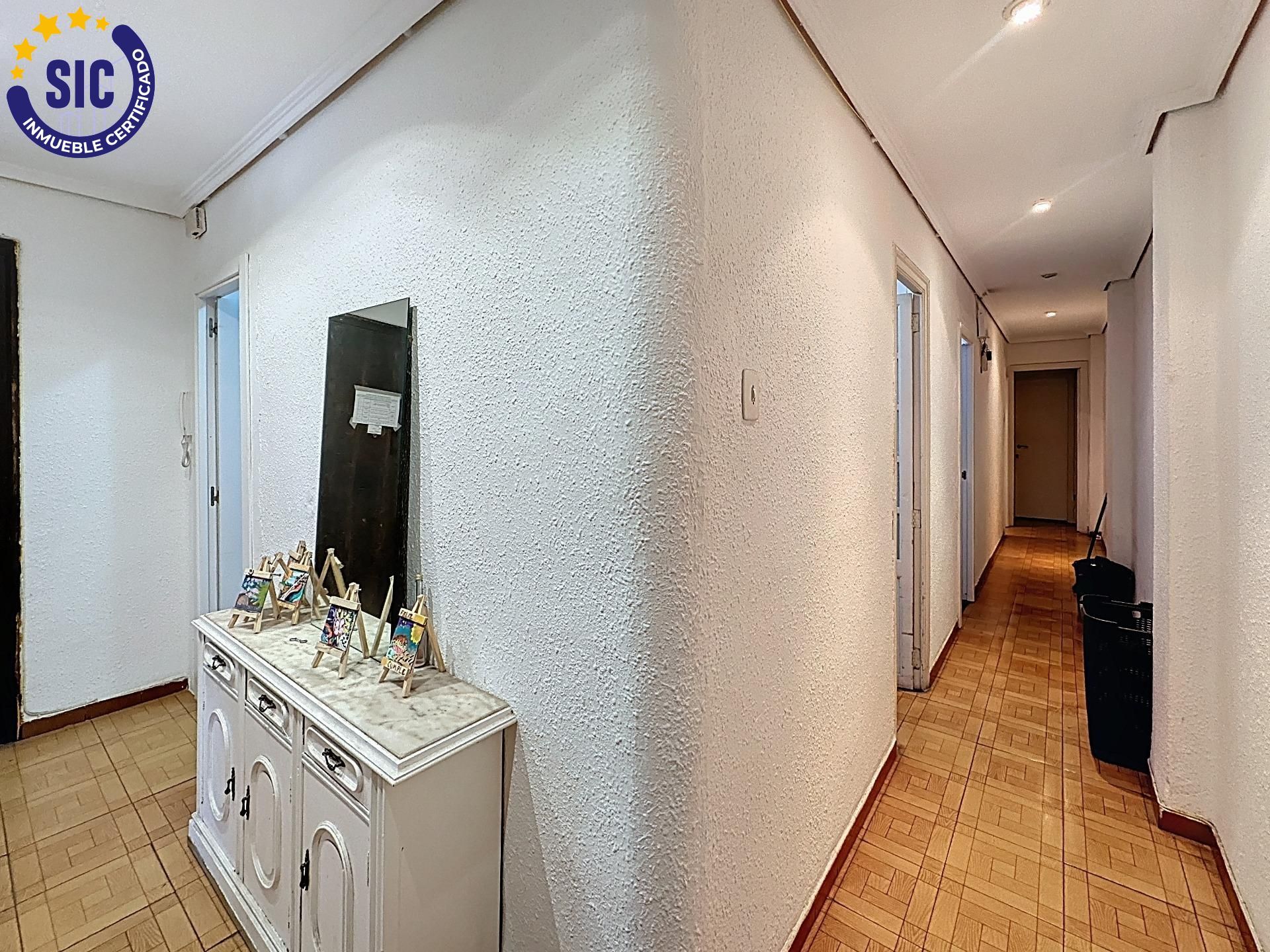 Pis en venda en  Valencia Capital amb Balcó