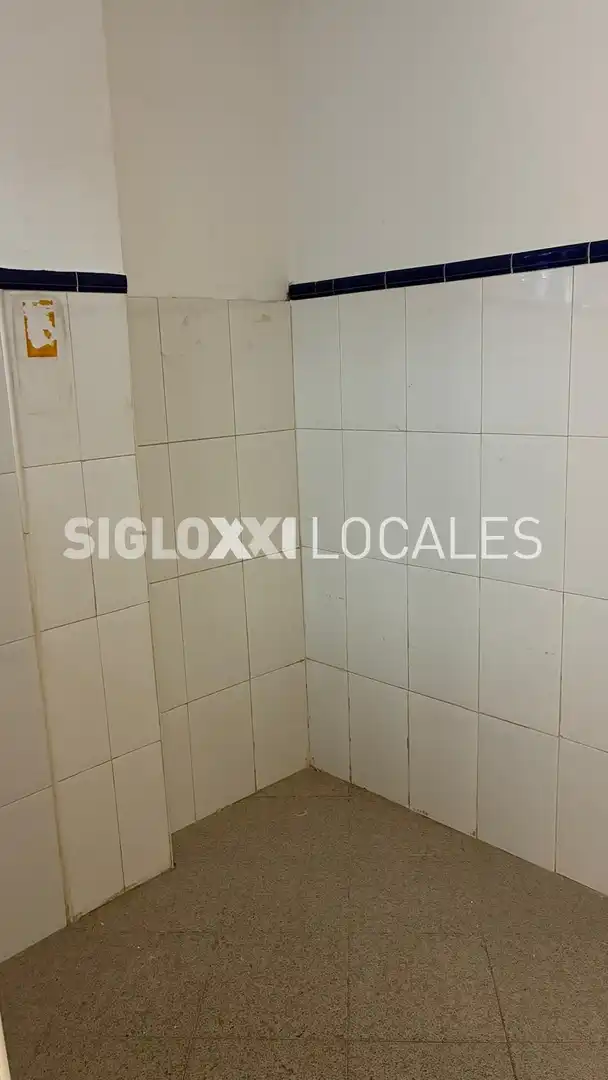 Bany de Local de lloguer en Sant Andreu