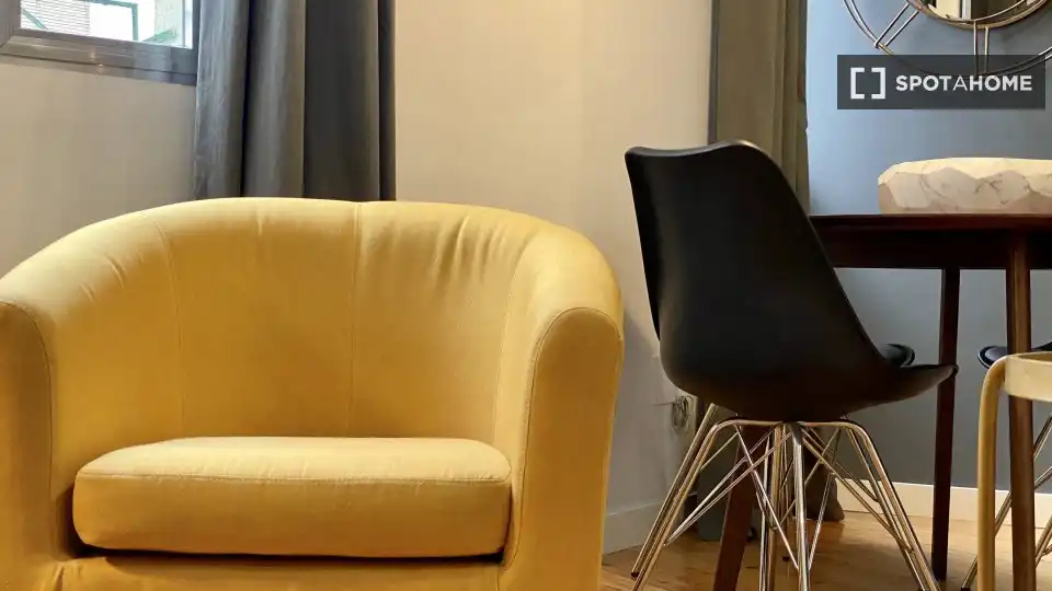 Sala d'estar de Apartament per a compartir en Madrid amb Aire condicionat, Terrassa i Moblat