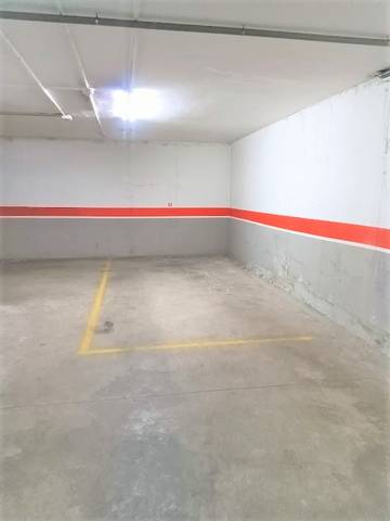 Garaje en Alquiler en Avinguda de Tortosa, 21 en Pardinyes