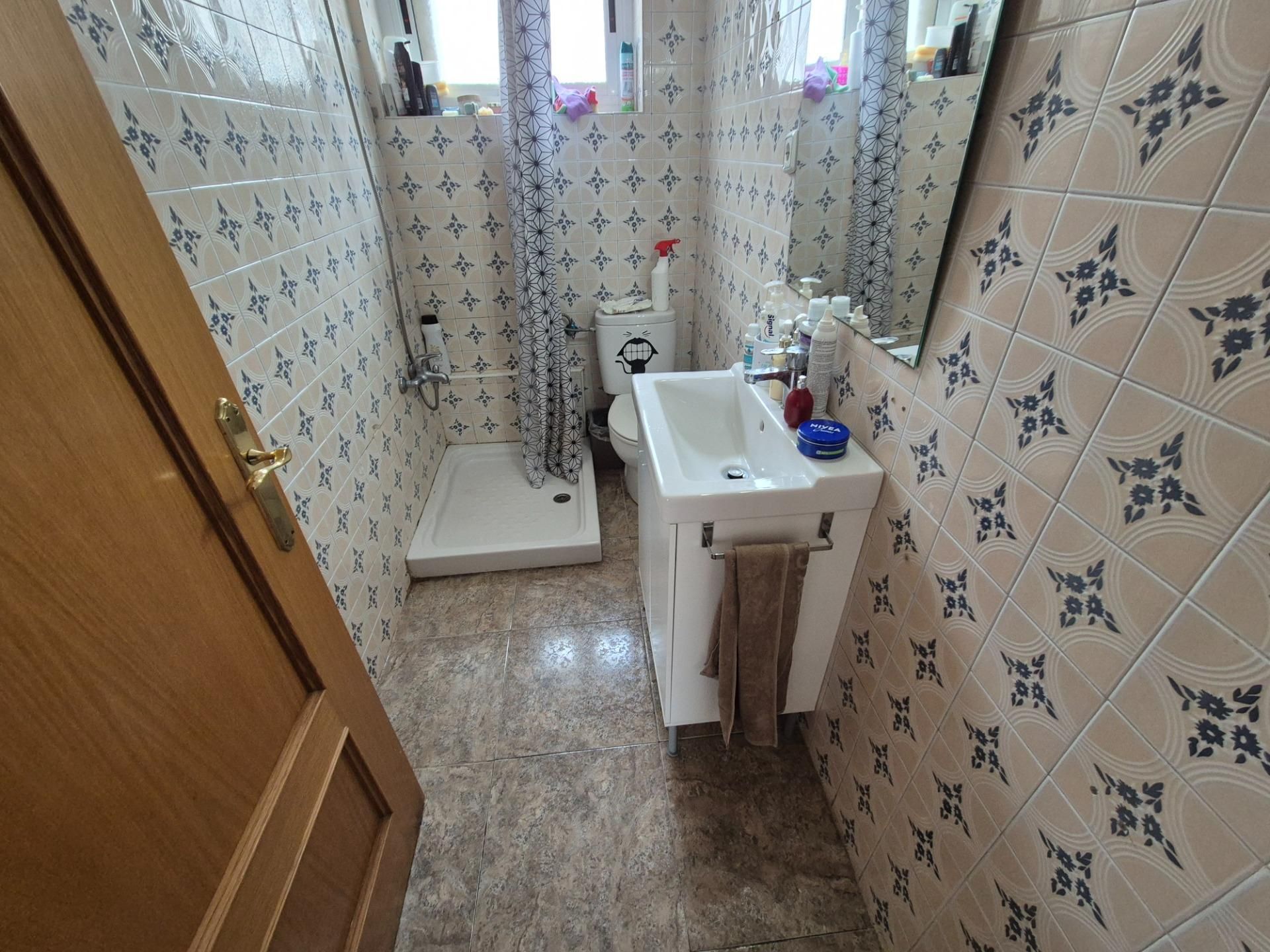 Bathroom of Flat for sale in Elda  with Balcony