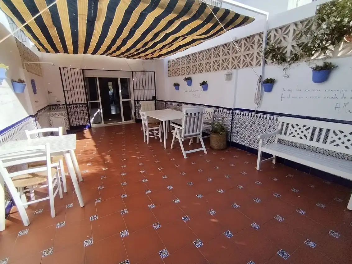 Terrassa de Casa adosada en venda en Chipiona amb Traster